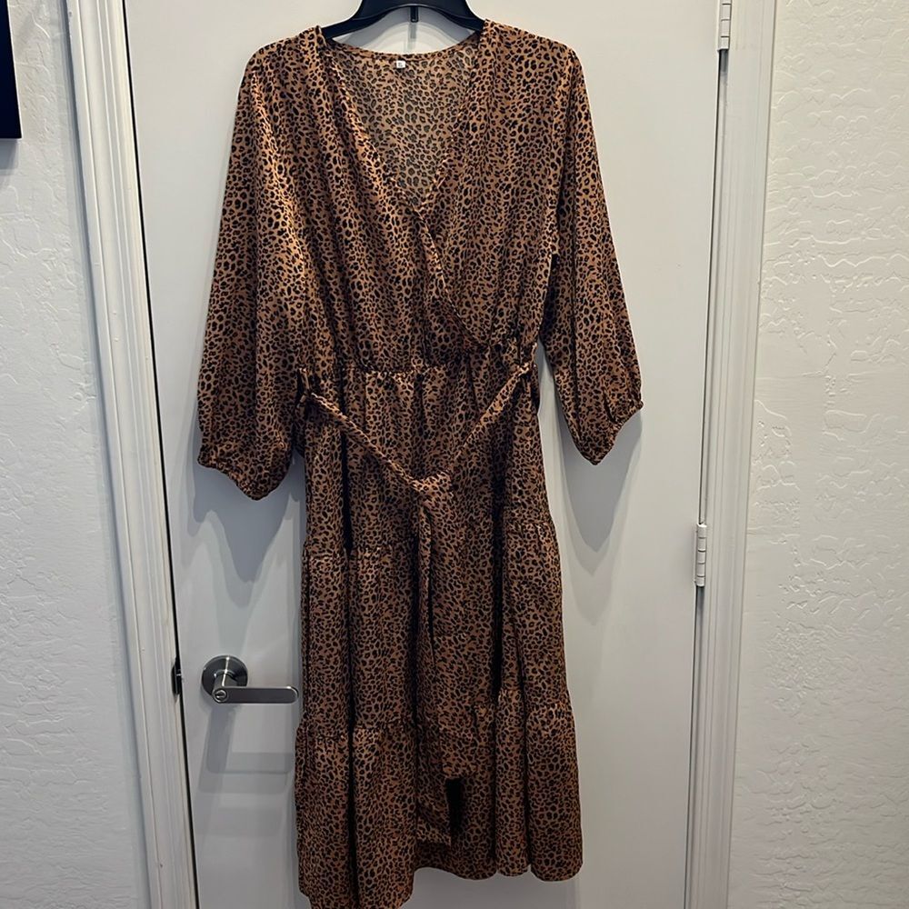 Sample animal print dress not attached to a supplier LV2024